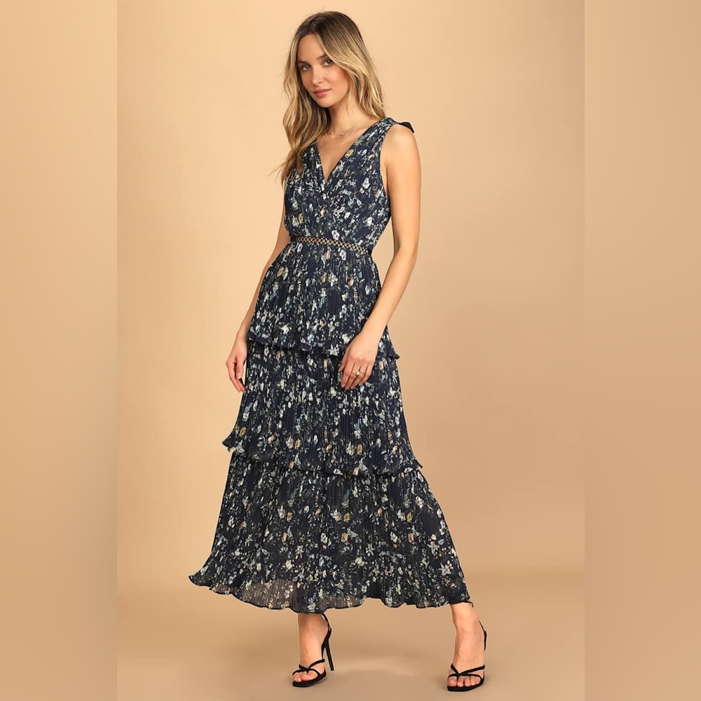 Lulus Such Sophistication Navy Blue Floral Print Pleated Maxi Dress